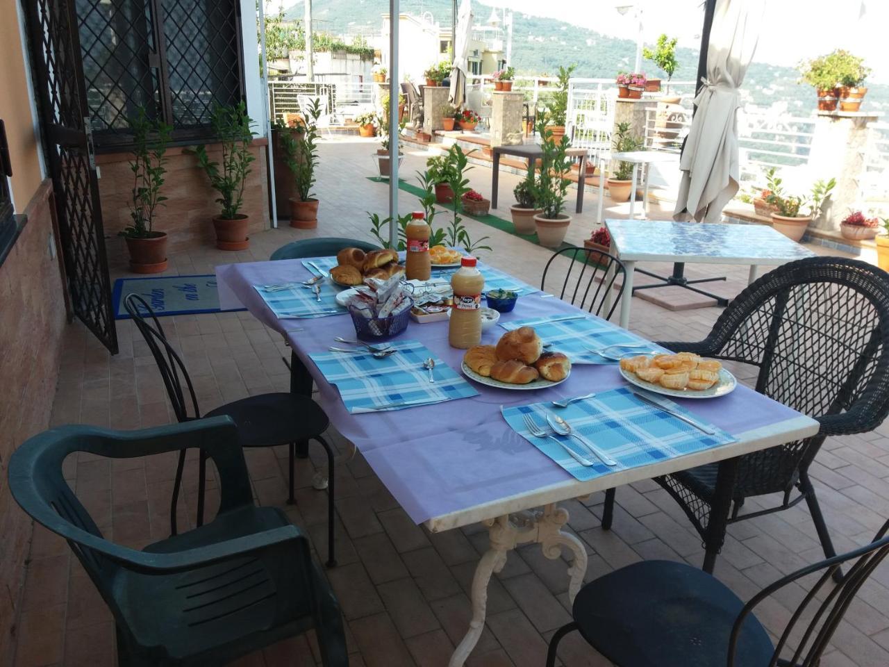 Garden On The Sea Bed and Breakfast Vico Equense Eksteriør billede